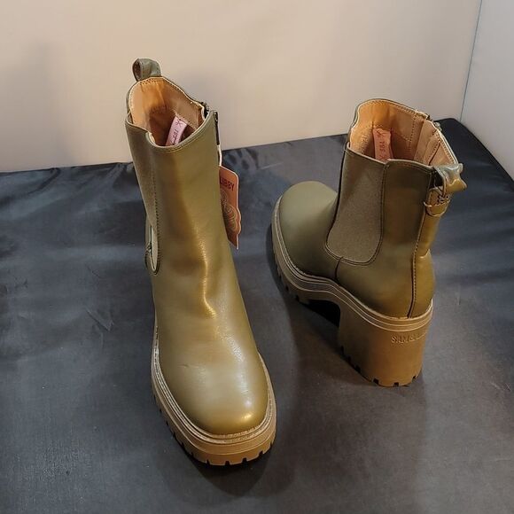 BRAND NEW SAM & LIBBY  WOMEN'  CHELSEA BOOTS - Picture 4 of 15